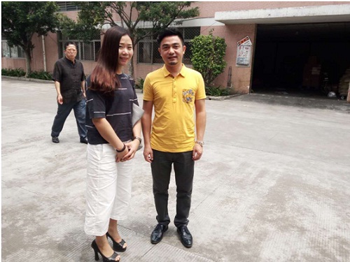 材通實業(yè)總經(jīng)理魏麗慧與名匠裝飾(集團(tuán))李俊總裁